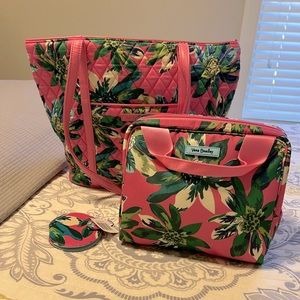 Vera Bradley Tropical Paradise bag set. Purse, lunchbox and compact mirror.